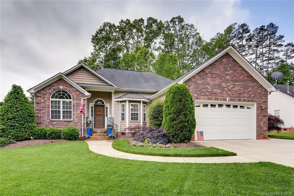 308 Deerfield Drive Mount Holly NC 28120