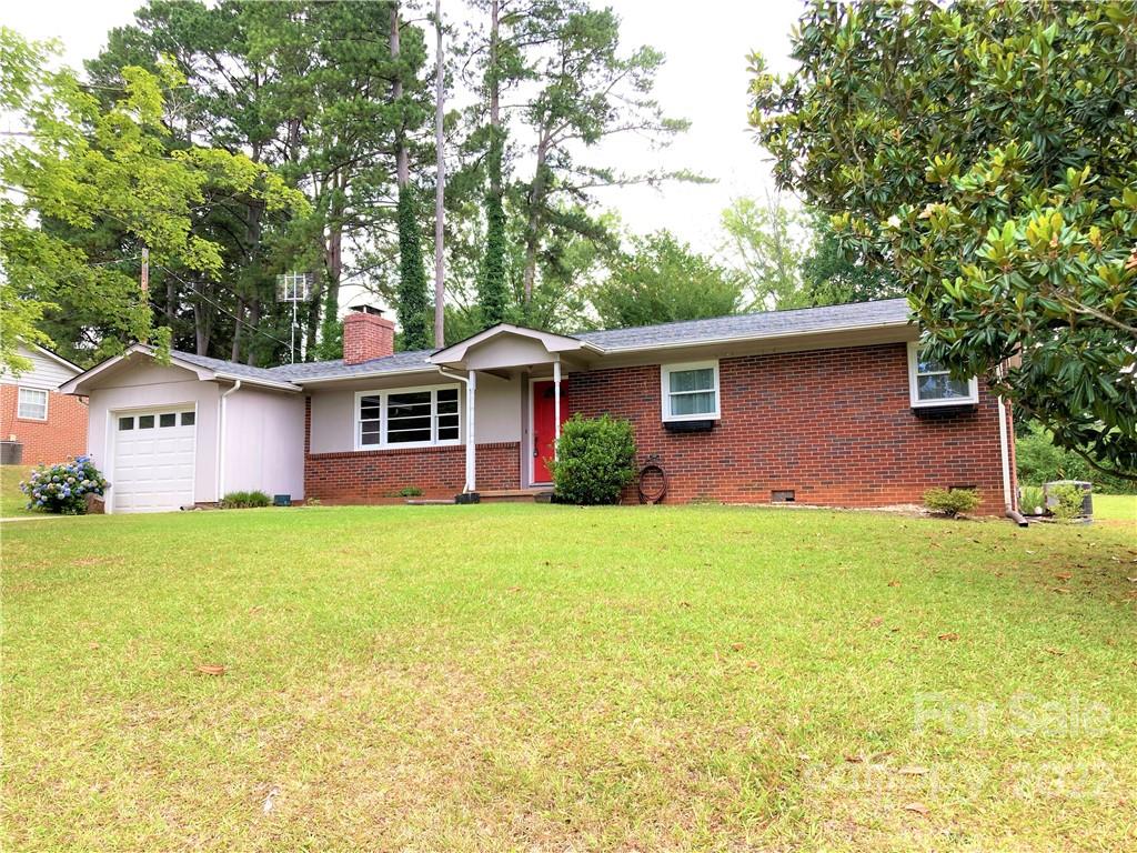 232 Crestview Street Rutherfordton NC 28139