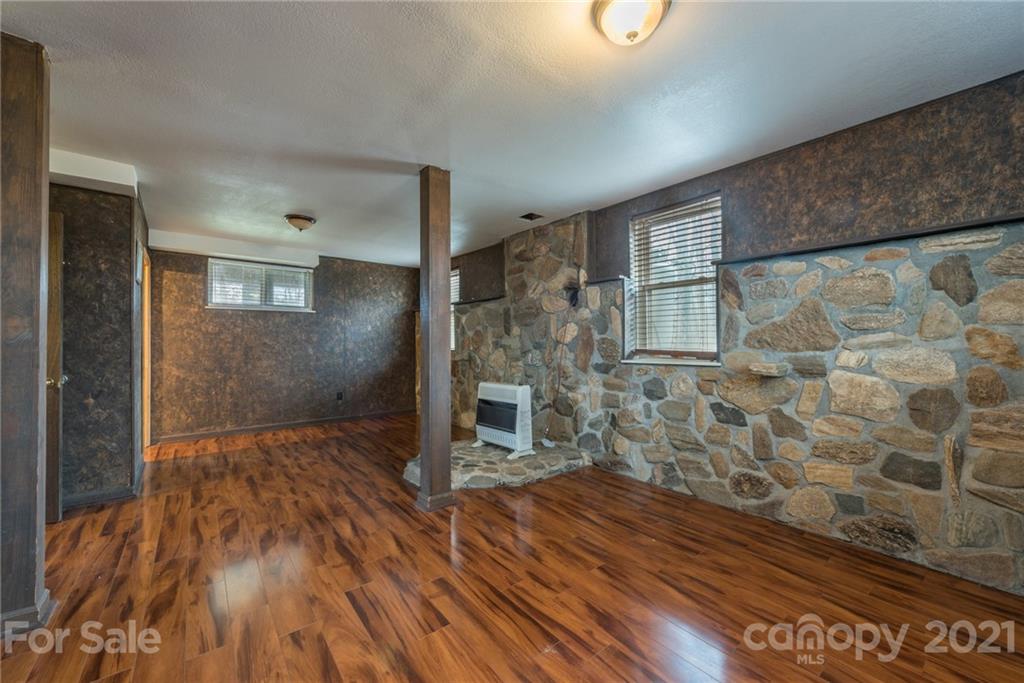 2161 Parker Padgett Road Old Fort NC 28762