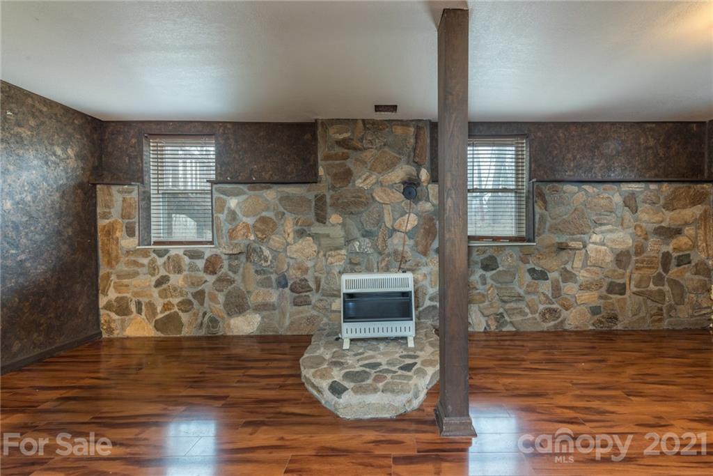 2161 Parker Padgett Road Old Fort NC 28762