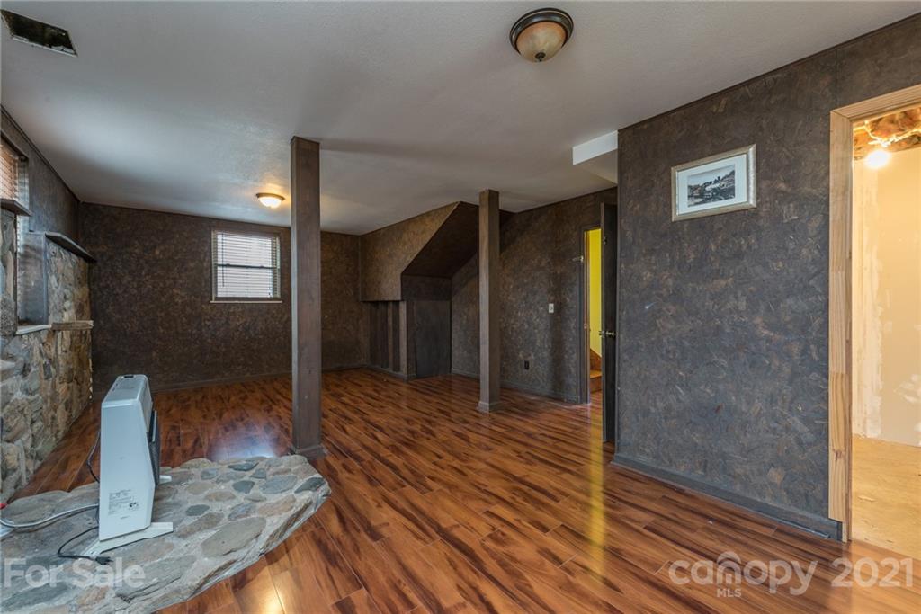 2161 Parker Padgett Road Old Fort NC 28762
