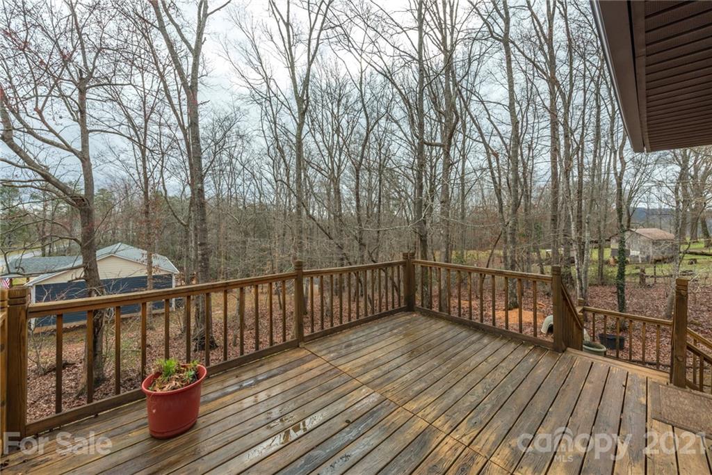 2161 Parker Padgett Road Old Fort NC 28762