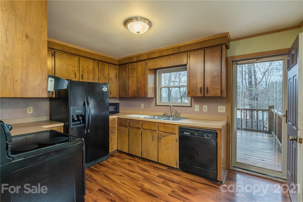 2161 Parker Padgett Road Old Fort NC 28762