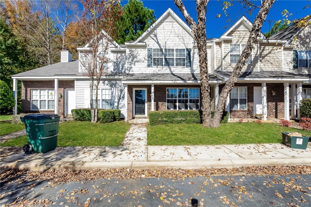 5743 Cougar Lane Charlotte NC 28269