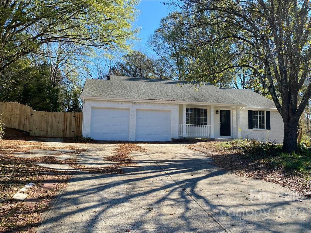 8123 Jamison Place Court Charlotte NC 28227
