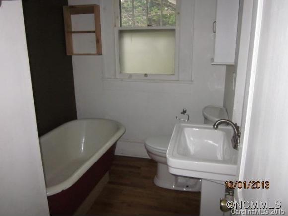 8 Phifer Street Asheville NC 28801