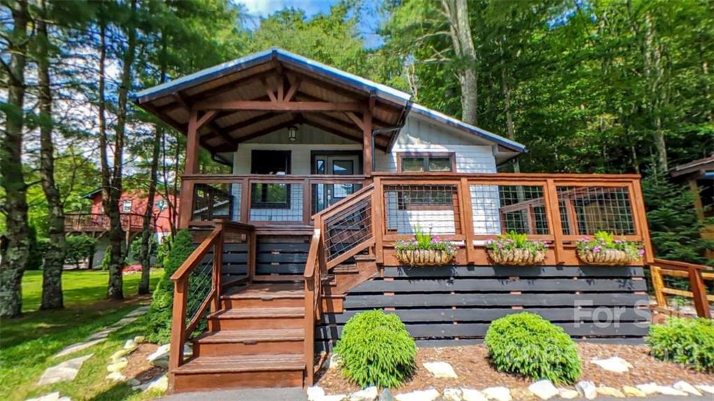 72 River Road Newland NC 28657