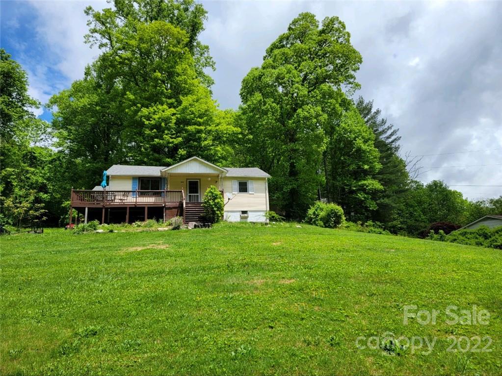 352 Jakes Branch Road Spruce Pine NC 28777