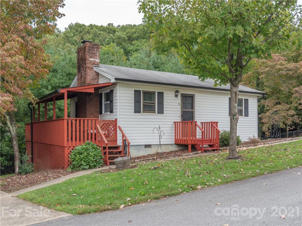 5 Three J Lane Swannanoa NC 28778