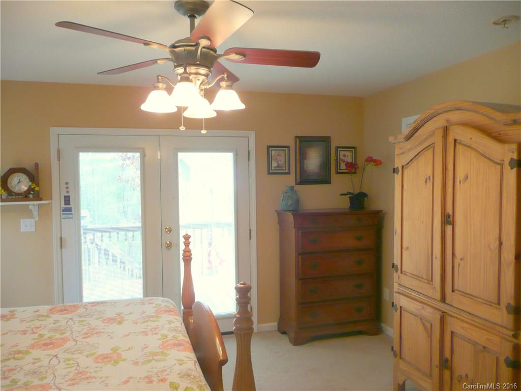 68 Locust Meadow Lane Weaverville NC 28787