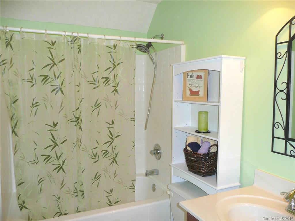 68 Locust Meadow Lane Weaverville NC 28787