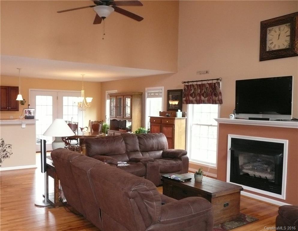 68 Locust Meadow Lane Weaverville NC 28787