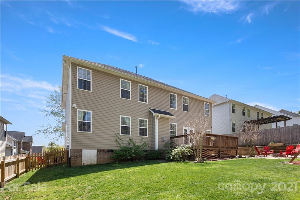 27 Welbourn Way Arden NC 28704