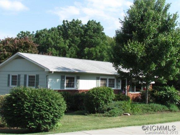 42 Lakeshore Drive Weaverville NC 28787