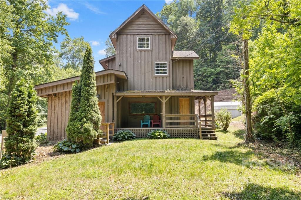 1016 Poison Cove Road Clyde NC 28721