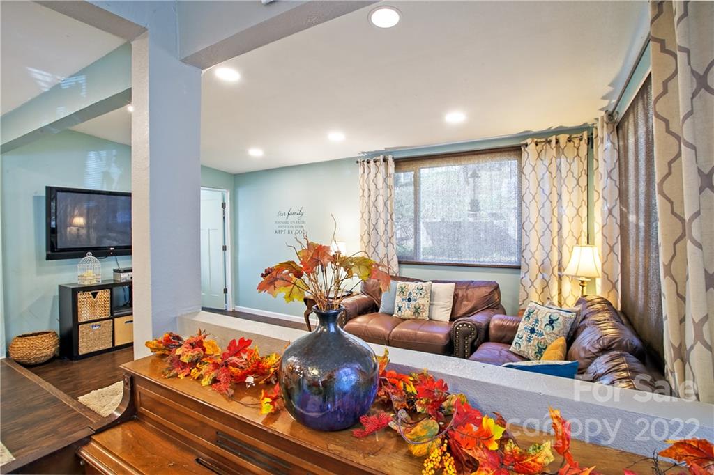 1303 Cashiers Valley Road Brevard NC 28712