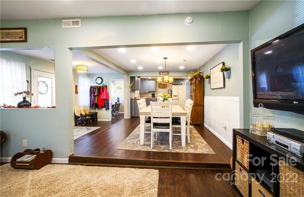 1303 Cashiers Valley Road Brevard NC 28712