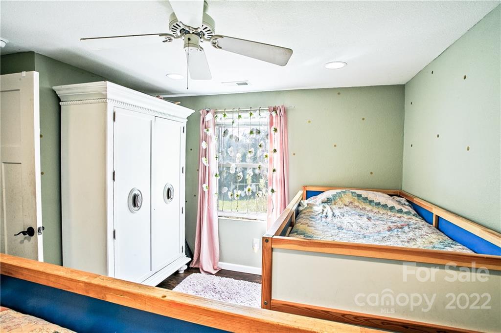 1303 Cashiers Valley Road Brevard NC 28712