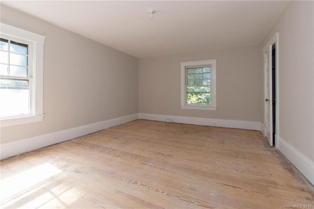 87 Annandale Avenue Asheville NC 28801