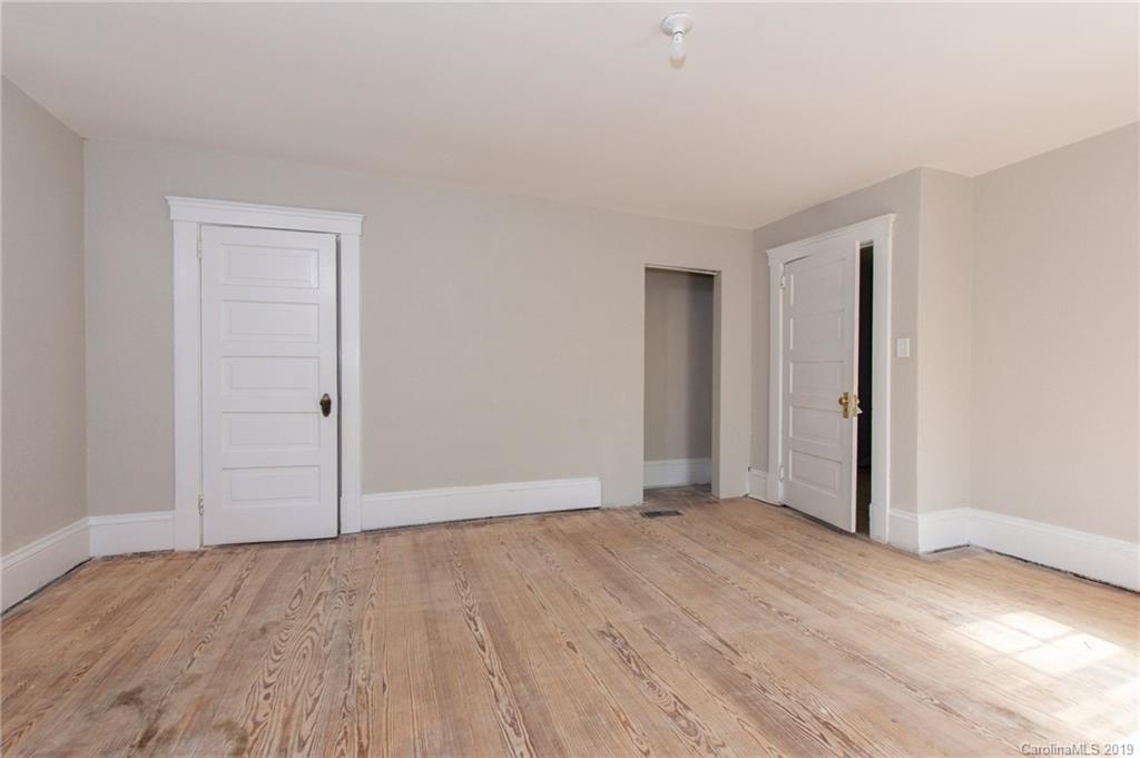 87 Annandale Avenue Asheville NC 28801