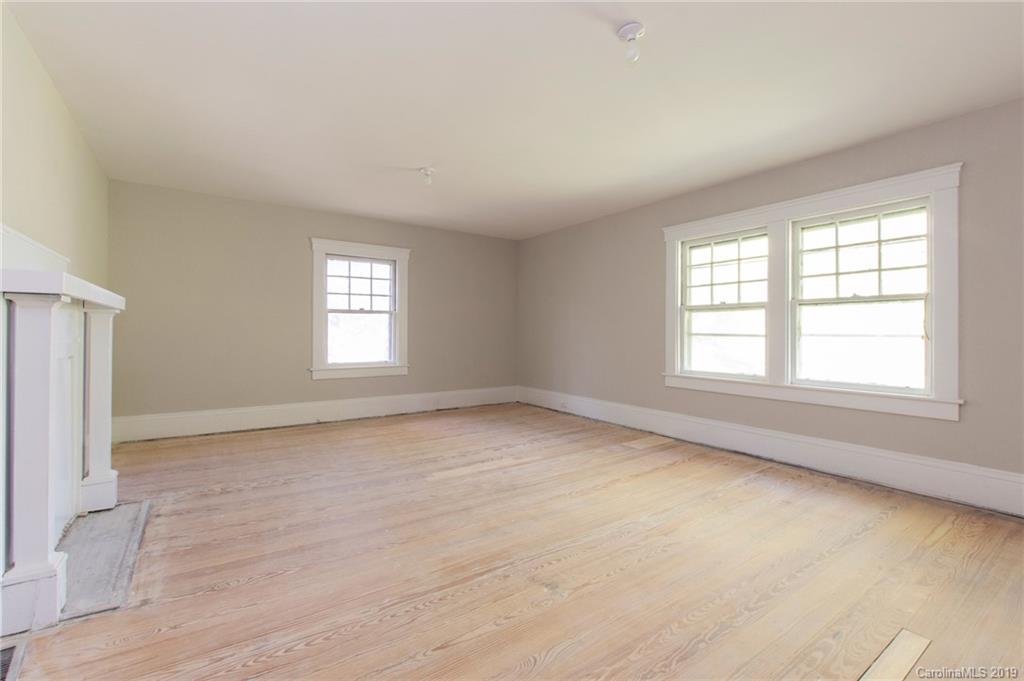 87 Annandale Avenue Asheville NC 28801