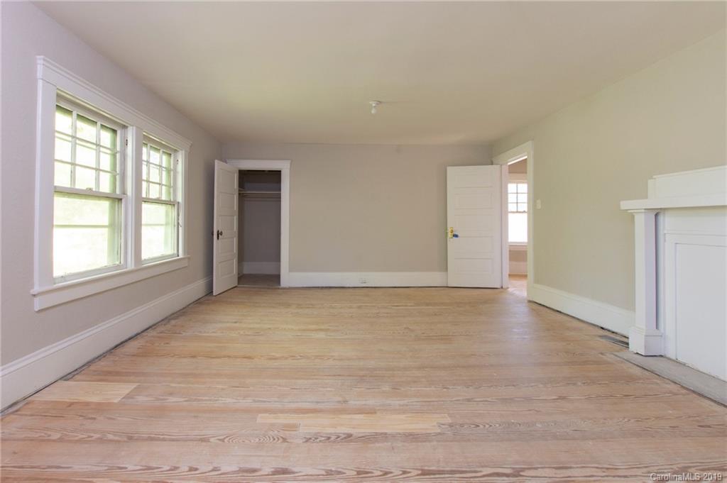 87 Annandale Avenue Asheville NC 28801