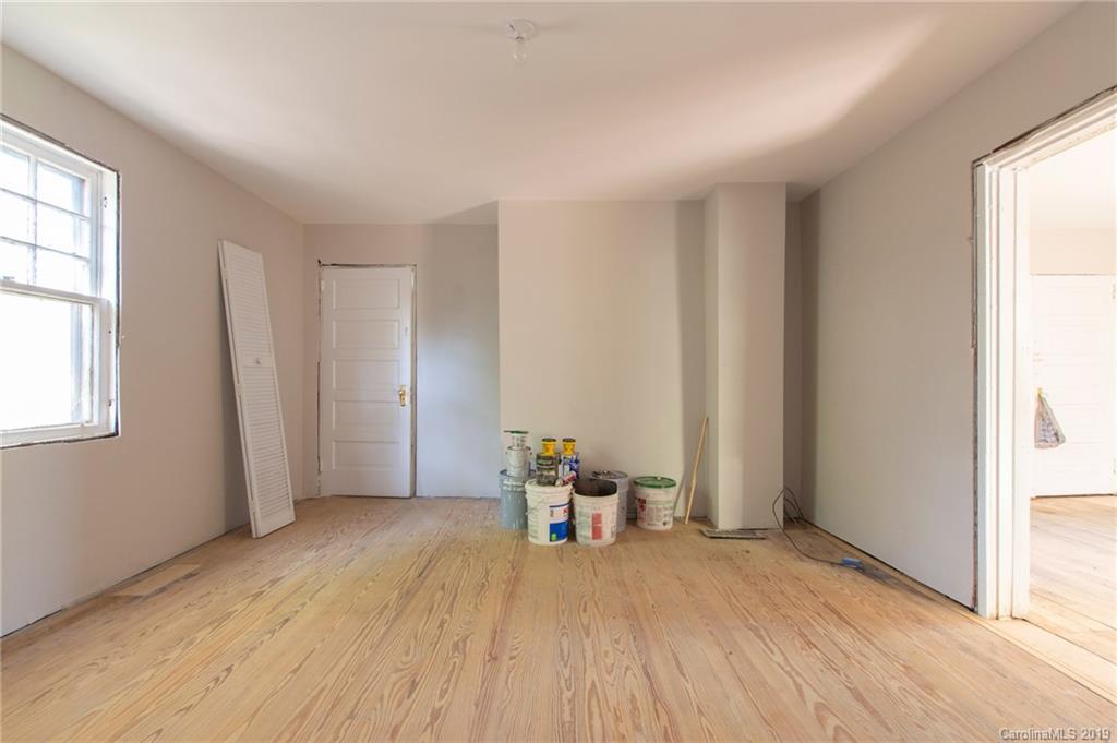 87 Annandale Avenue Asheville NC 28801