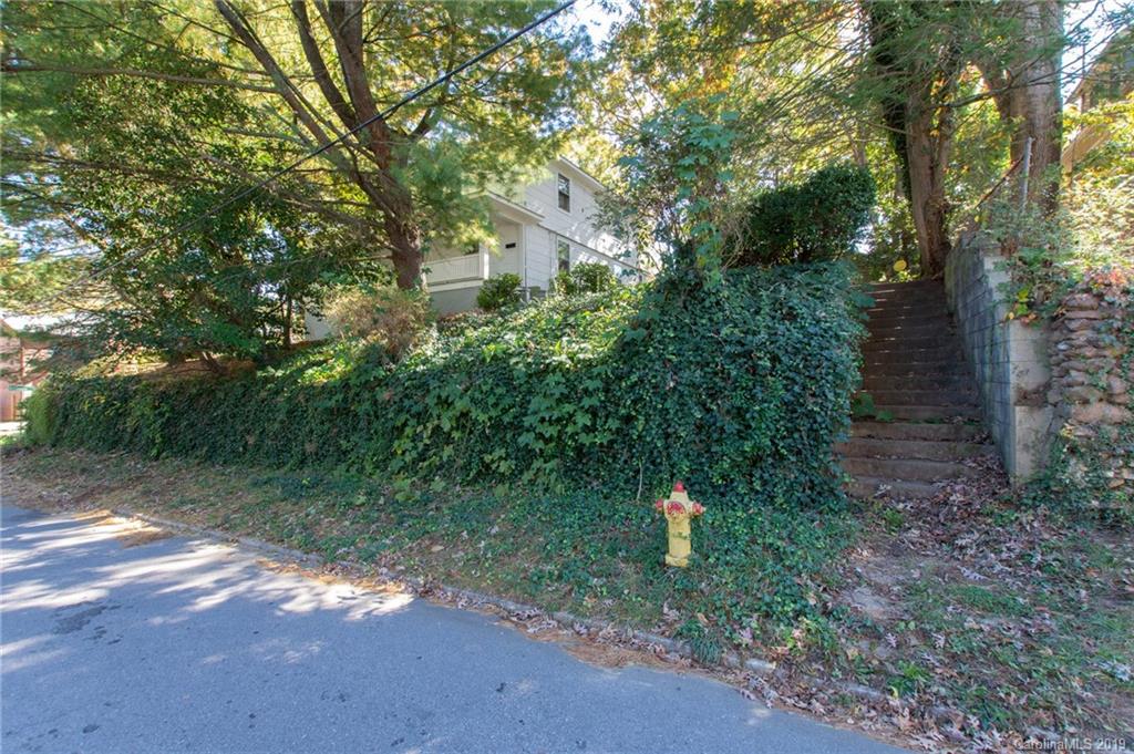 87 Annandale Avenue Asheville NC 28801