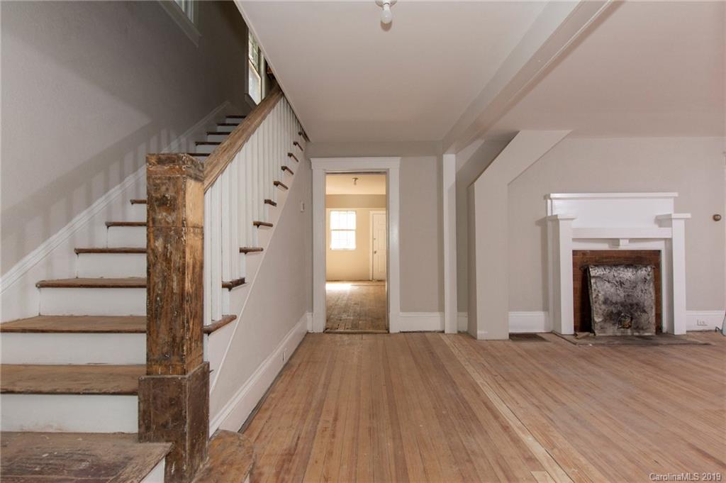 87 Annandale Avenue Asheville NC 28801
