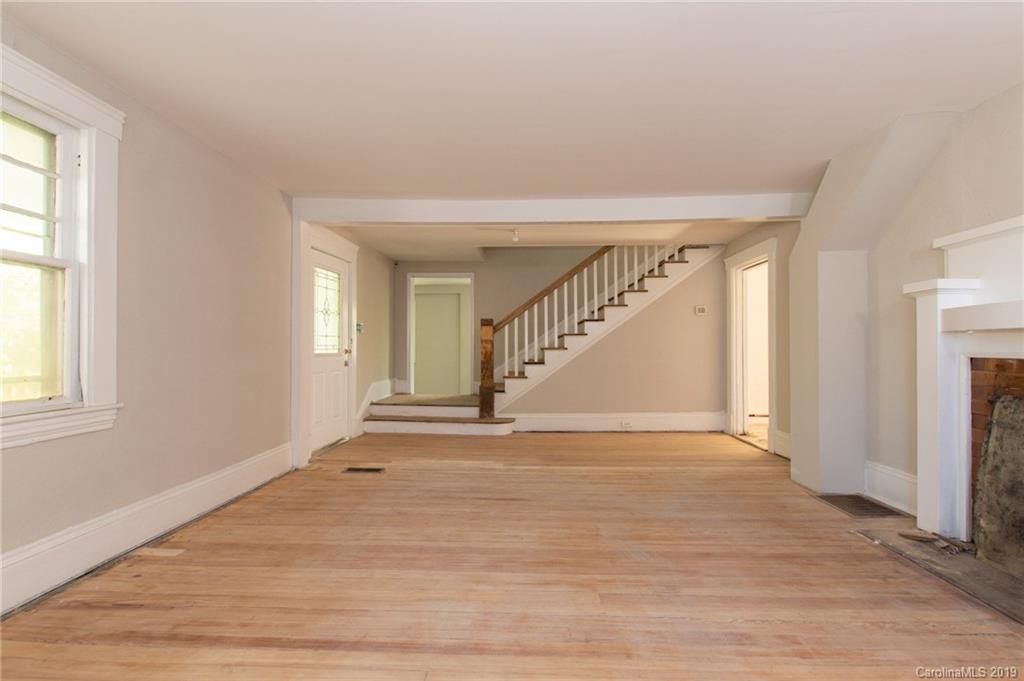 87 Annandale Avenue Asheville NC 28801