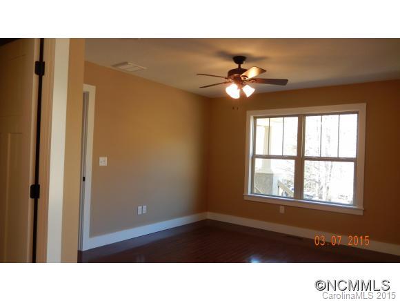 989 Bee Tree Road Swannanoa NC 28778