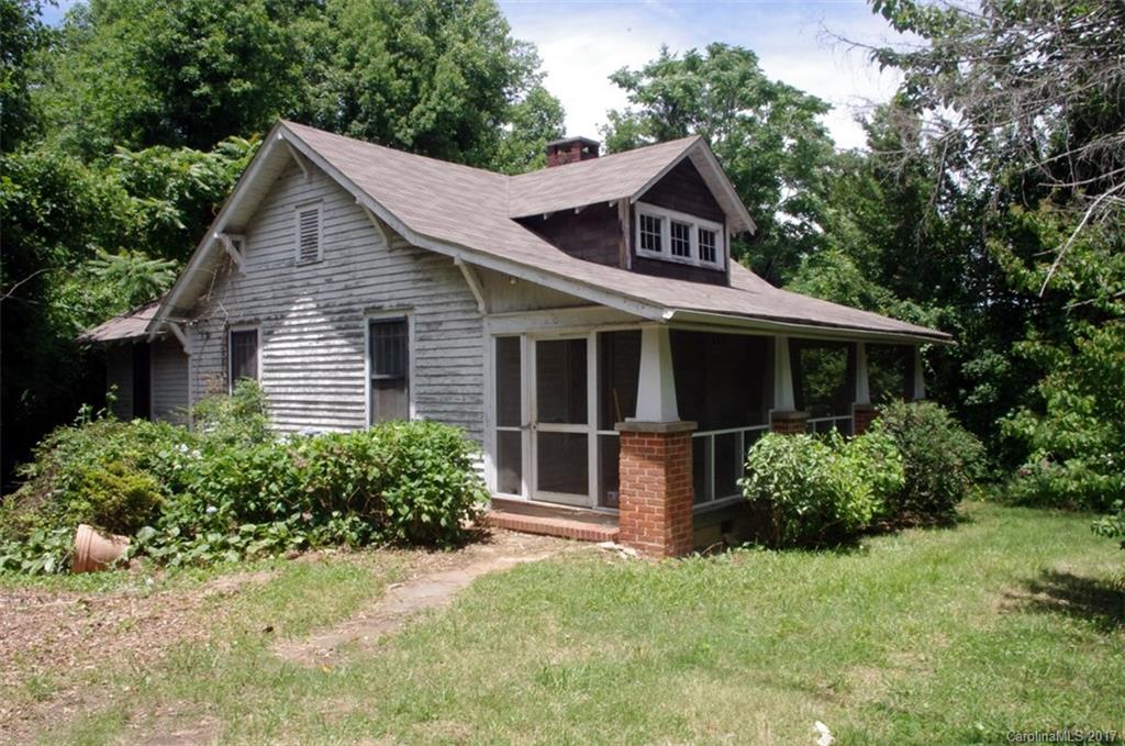 1130 Louisiana Avenue Saluda NC 28773