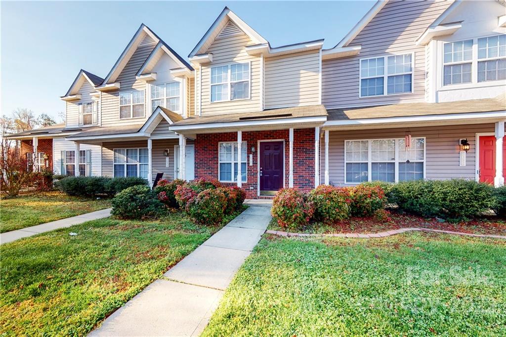7690 Petrea Lane Charlotte NC 28227