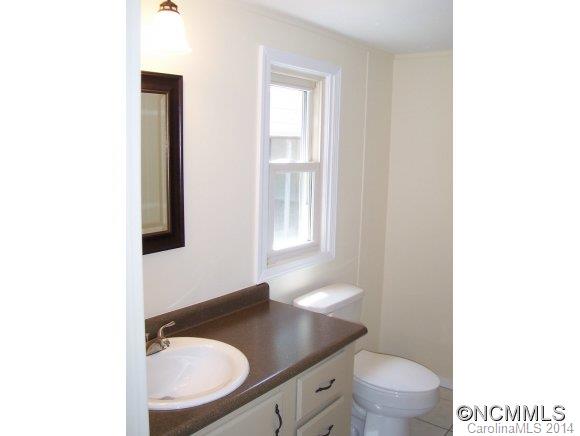 60 Mcintosh Road Asheville NC 28806