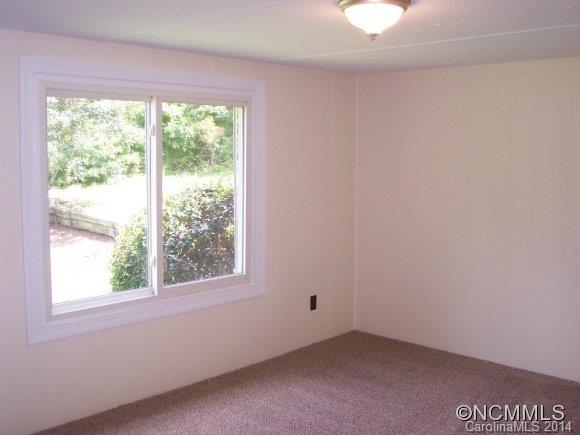 60 Mcintosh Road Asheville NC 28806