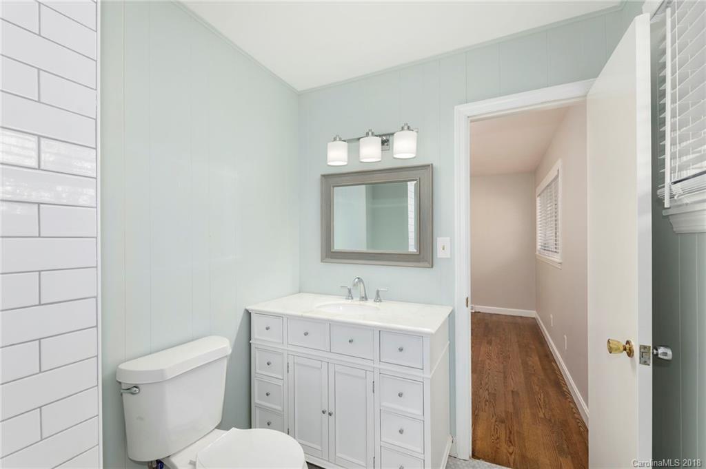 7 Starnes Cove Drive Asheville NC 28806