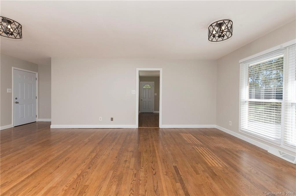 7 Starnes Cove Drive Asheville NC 28806