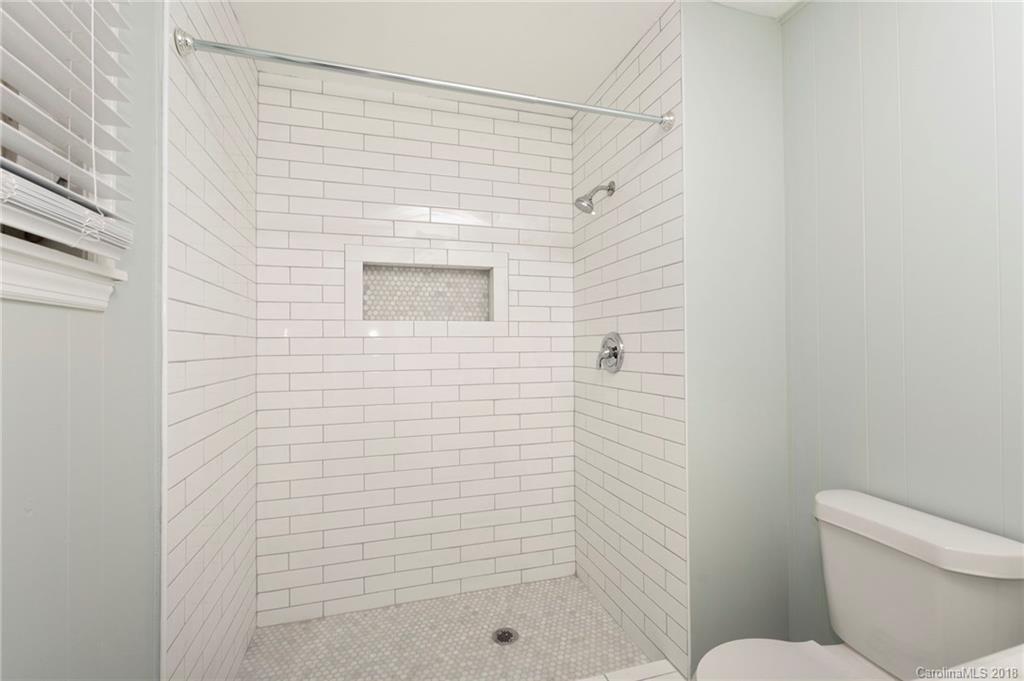 7 Starnes Cove Drive Asheville NC 28806