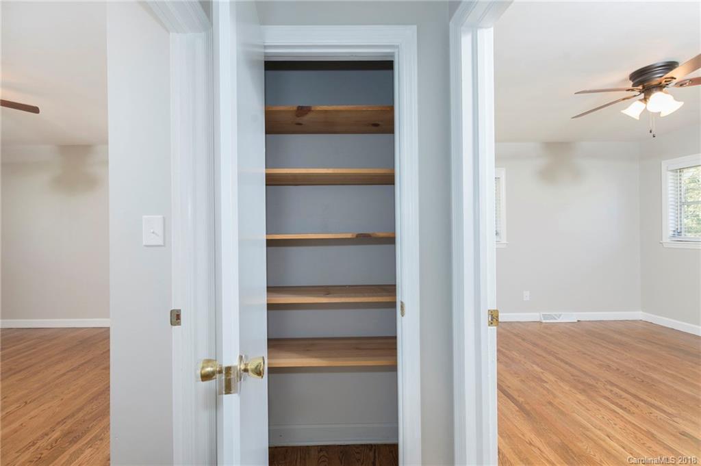 7 Starnes Cove Drive Asheville NC 28806