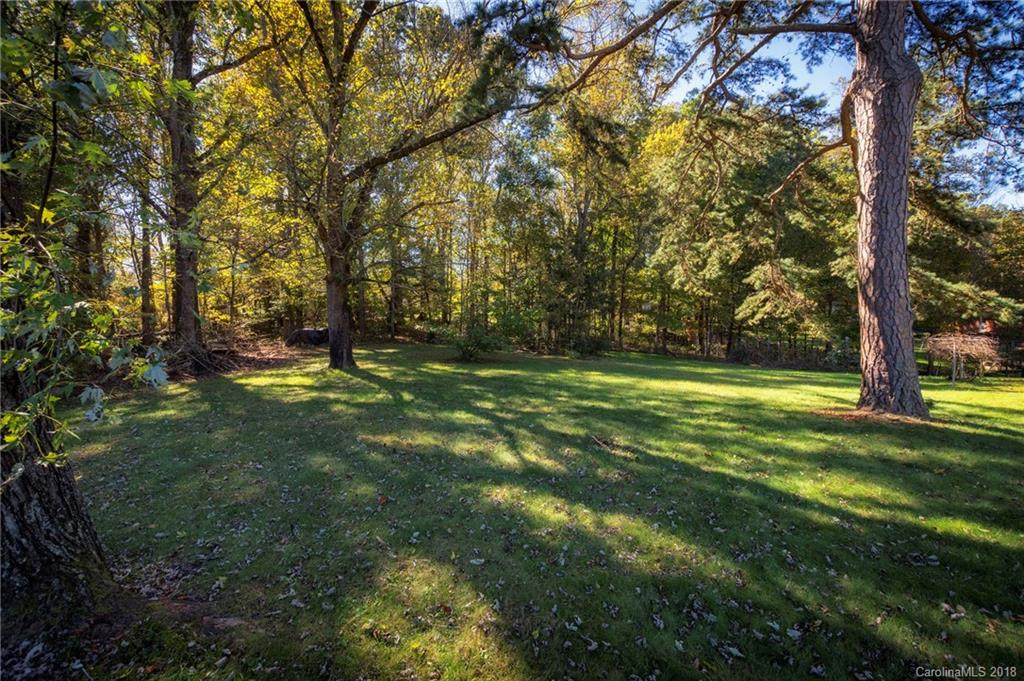 7 Starnes Cove Drive Asheville NC 28806