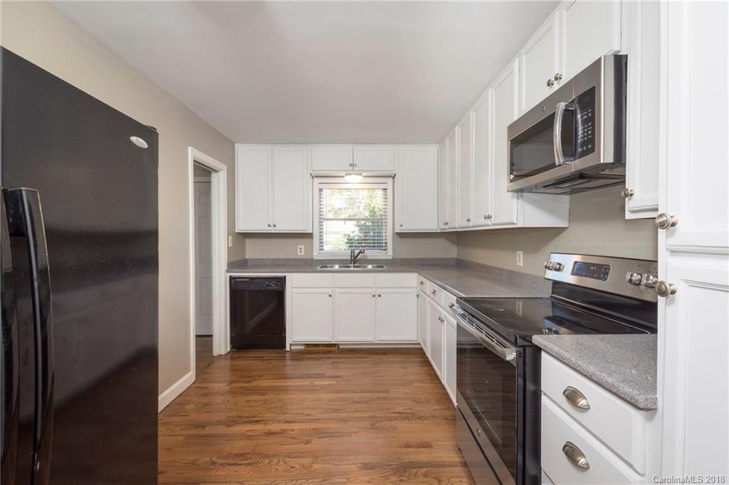 7 Starnes Cove Drive Asheville NC 28806