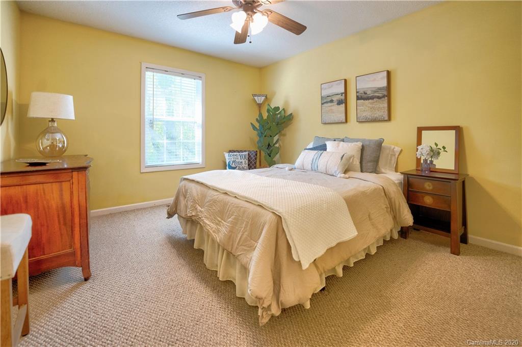 16 Ox Creek Road Weaverville NC 28787