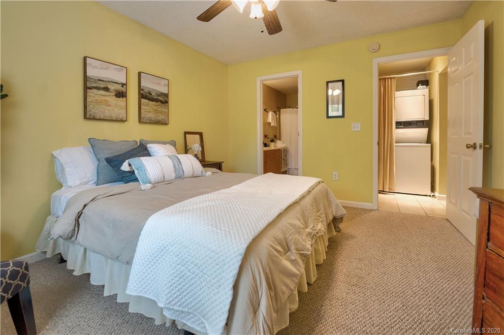 16 Ox Creek Road Weaverville NC 28787
