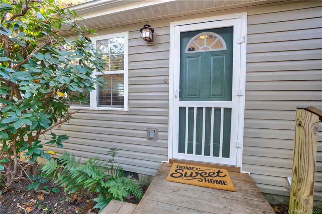 16 Ox Creek Road Weaverville NC 28787