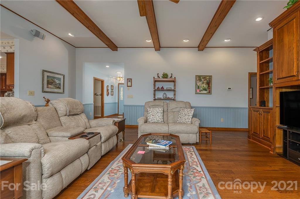 279 Deerfield Drive Lake Lure NC 28746