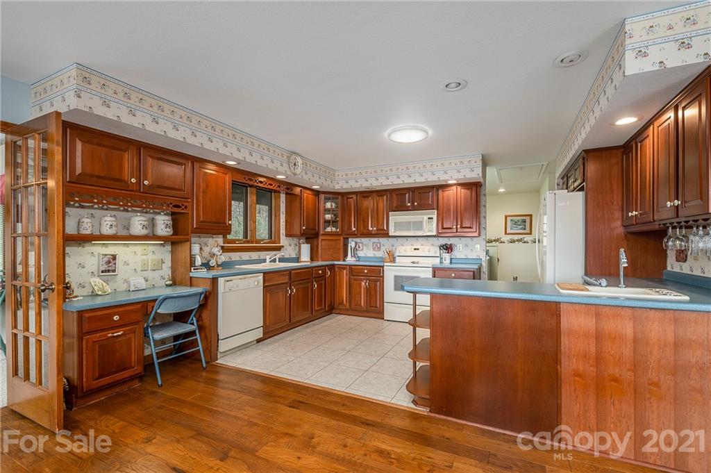 279 Deerfield Drive Lake Lure NC 28746