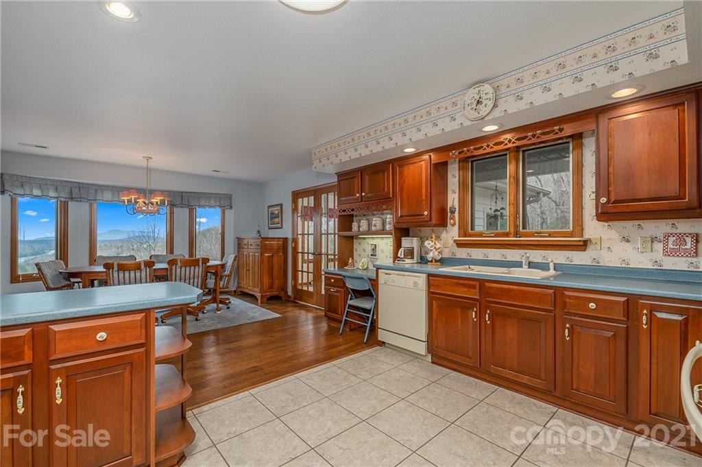 279 Deerfield Drive Lake Lure NC 28746