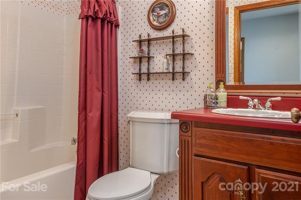279 Deerfield Drive Lake Lure NC 28746