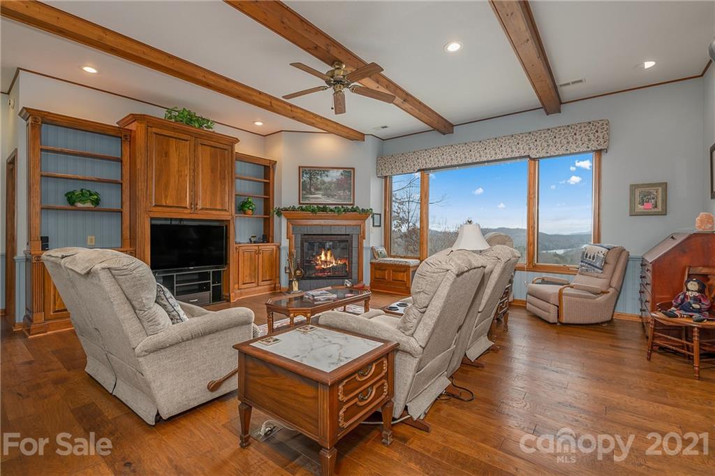 279 Deerfield Drive Lake Lure NC 28746