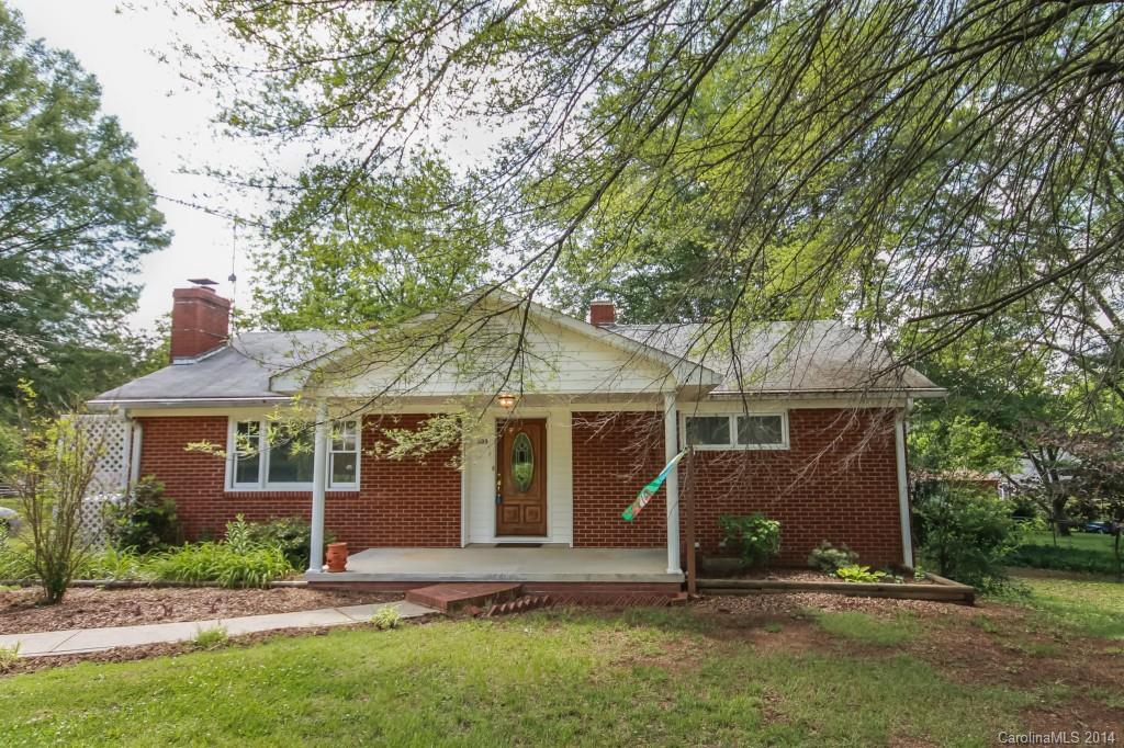 303 S Magnolia Street Mooresville NC 28115